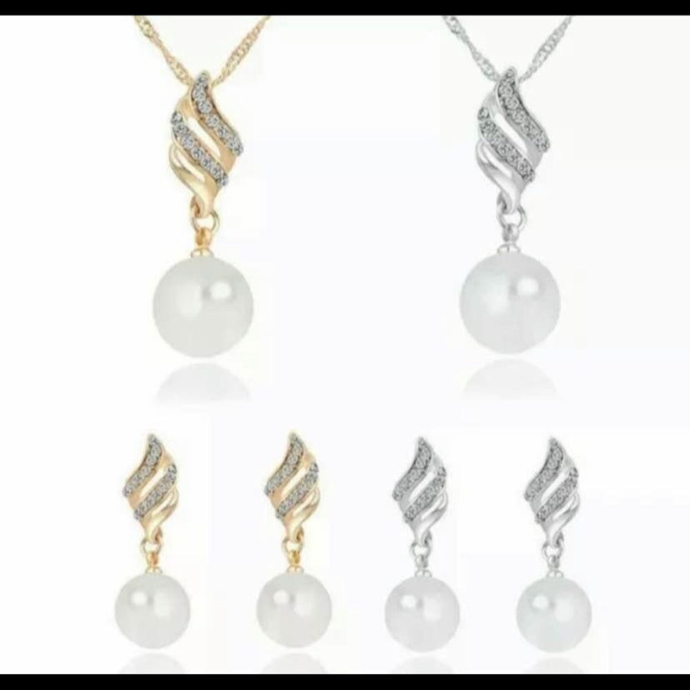 Women Jewelry Set Crystal Pearl Gold Plated Pendant Necklace Earrings-